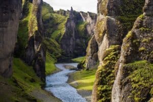Fjaðrárgljúfur Canyon Fjaðrárgljúfur