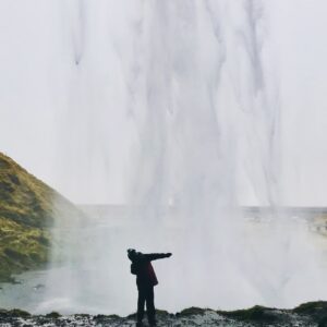 Hiking behind Seljalandsfoss Hiking behind Seljalandsfoss