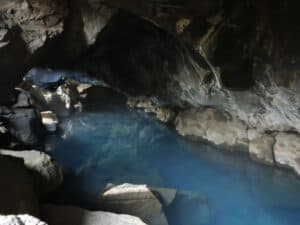 Jon Snow's cave - Grjótagjá Jon Snow's cave - Grjótagjá