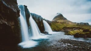 Kirkjufellfoss in Snæfellsnes Kirkjufellfoss in Snæfellsnes