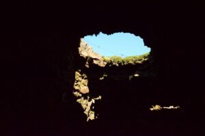 Þrihnukagigur entrance Þrihnukagigur entrance