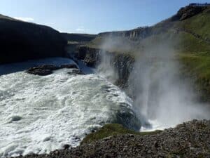 Visit Gullfoss in Autumn Visit Gullfoss in Autumn