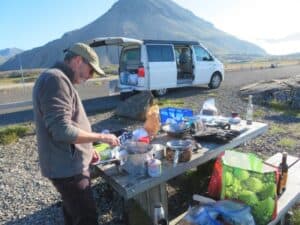 Roadside lunch